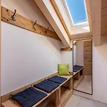 Susi Im Neubau Appartement Farchant
